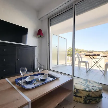 T2 Avec Balcon, A 100m De La Et Proche Des Commerces A Appartement Saint-Brévin-les-Pins