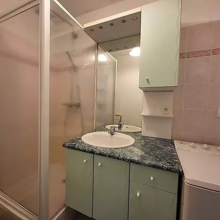T2 Avec Balcon, à 100m De La Et Proche Des Commerces à - Fr-1-364-93 Appartement Saint-Brévin-les-Pins