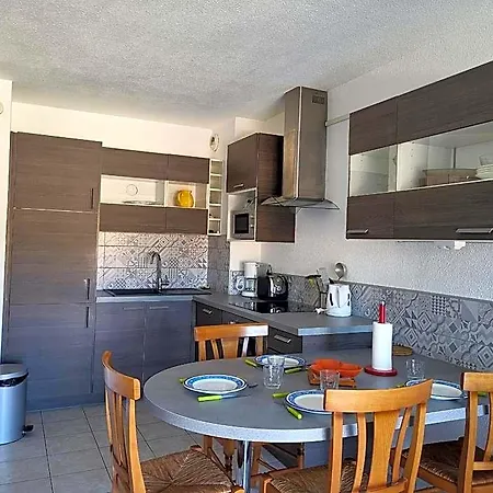 T2 Avec Balcon, à 100m De La Et Proche Des Commerces à - Fr-1-364-93 Appartement Saint-Brévin-les-Pins