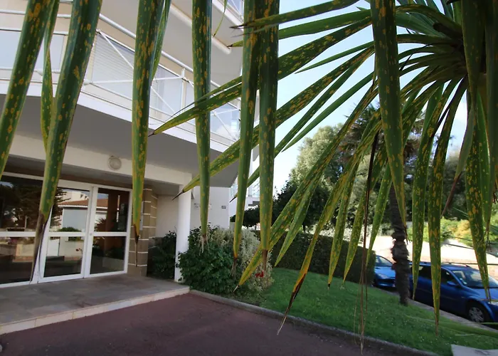 T2 Avec Balcon, A 100m De La Et Proche Des Commerces A - Fr-1-364-93 Saint-Brevin-les-Pins