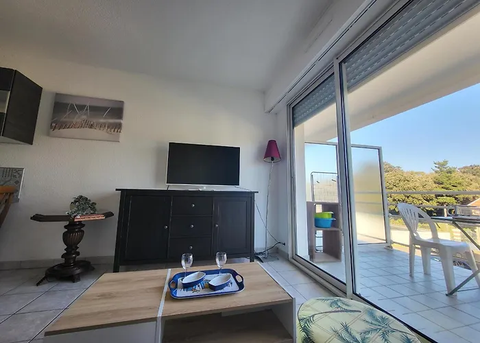 T2 Avec Balcon, A 100m De La Et Proche Des Commerces A - Fr-1-364-93 아파트 Saint-Brevin-les-Pins